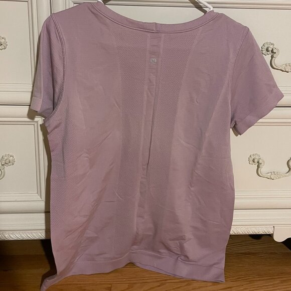 Lululemon Swiftly Tech Short-Sleeve Shirt 2.0 Hip Length - Picture 2 of 3